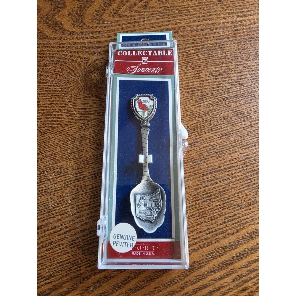 Lot Of 12 Souvenir Collector Spoons Travel States International Mixed‎ Metals